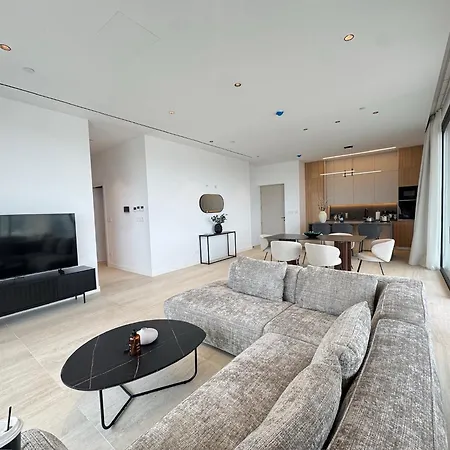 Stasikratous - 10th Floor Gym * Lefkoşa